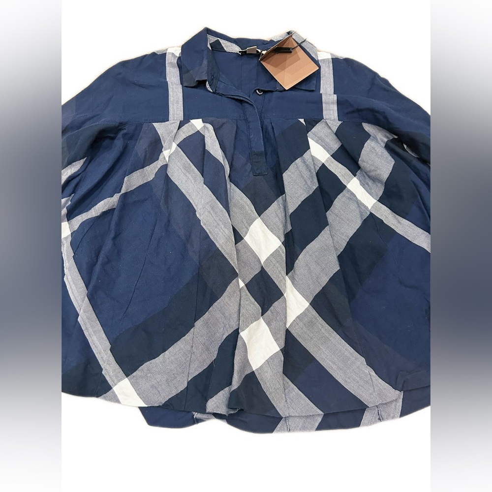 Authentic Burberry Dark Blue and White Garment - Picture 2 of 4